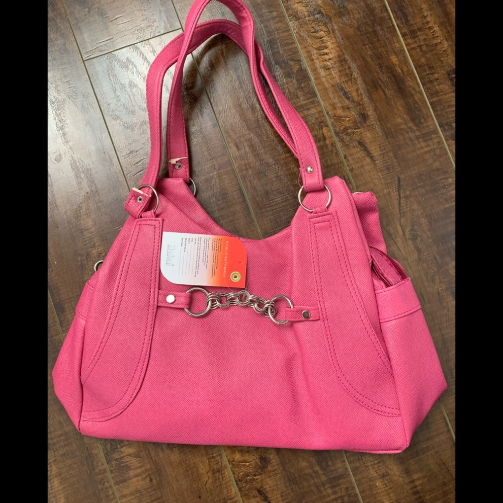Woman’s purse/shoulder-bag